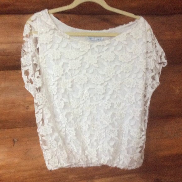 Tempo Paris White Floral w/Silver Semi-sheer Overlay Fairycore Top Size Large - Picture 1 of 4